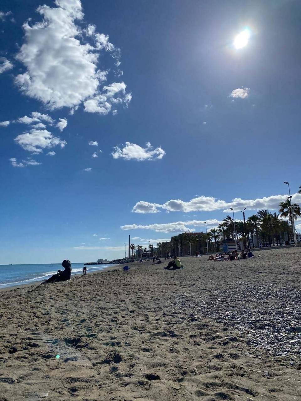 La Caramba Amplio Apartamento En La Playa Μάλαγα Εξωτερικό φωτογραφία